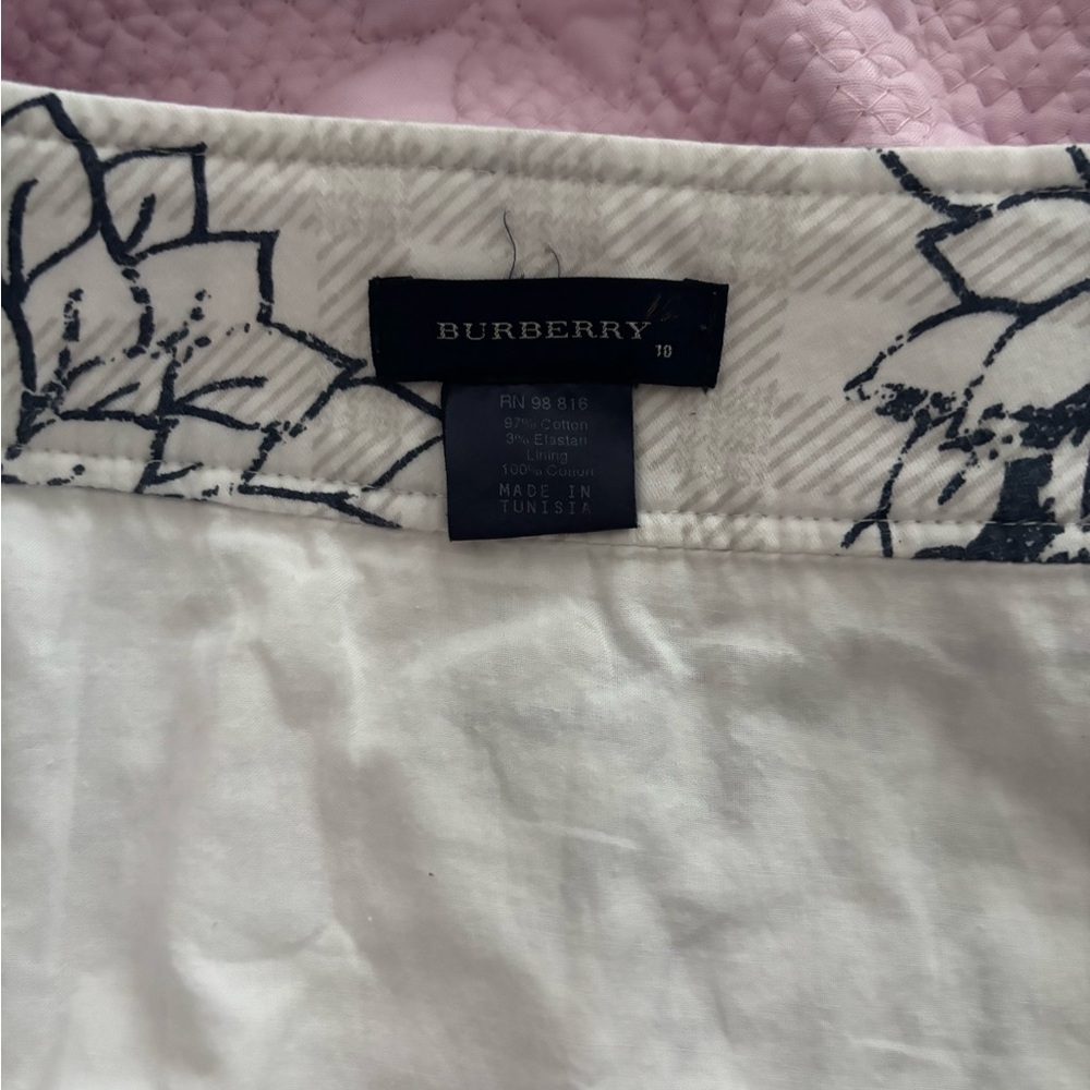 Burberry A-Line Skirt - Cream and Black Floral - Picture 2 of 2